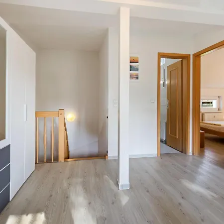 Villa Waterfront In Near Town Center *